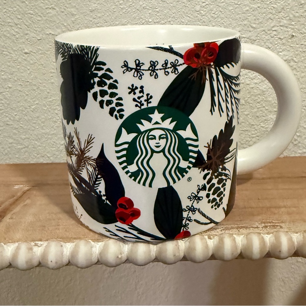 Starbucks Holiday Mug 12oz Christmas Pinecone Holly Winter Coffee Cup 2021